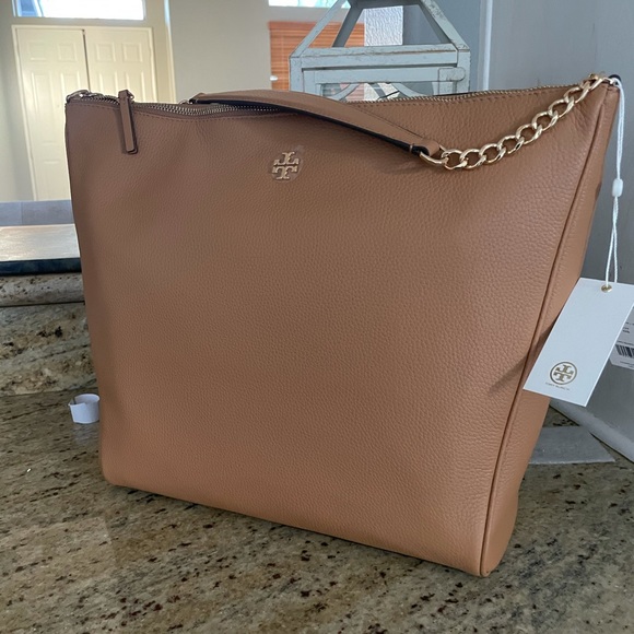 New Tory Burch hobo bag 😍 - Picture 1 of 6